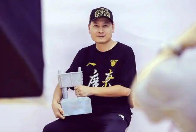 休赛期连锁调整持续发酵：庞启蒙加盟同曦，北京锁定陈盈骏，山西补强教练组